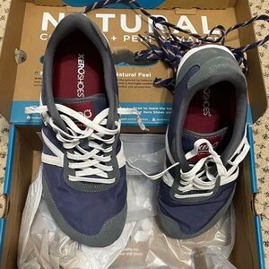 Xero Wynn – Retro Nylon Sneaker Blue/Gray/Red Men's 9.5
